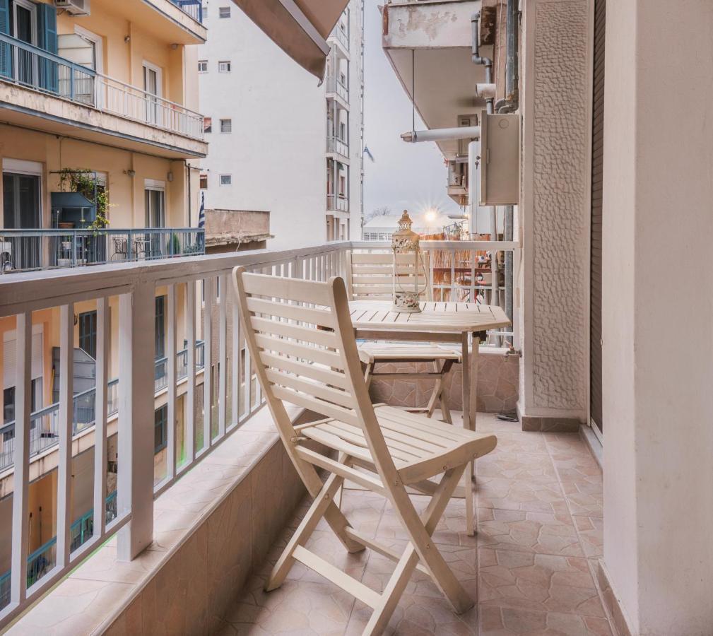 Apartment Wood In The Center Of Thessaloniki