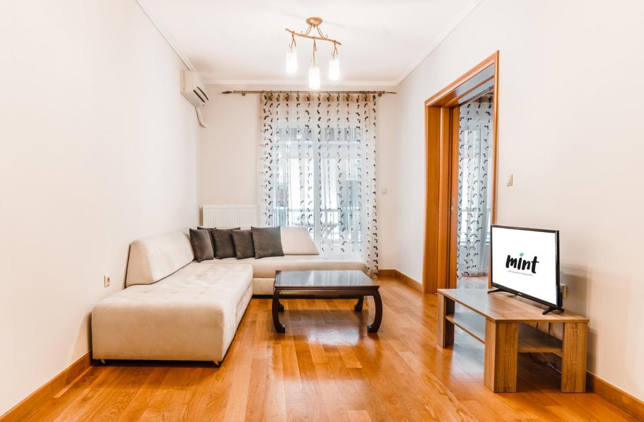 Wood In The Center Of Apartment